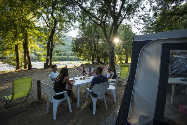 Camping les Platanes